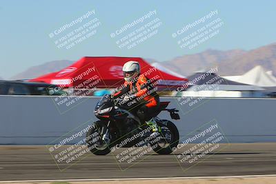 media/Nov-06-2023-Moto Forza (Mon) [[ce023d0744]]/4-Beginner Group/Session 4 (Finish Line Checker)/